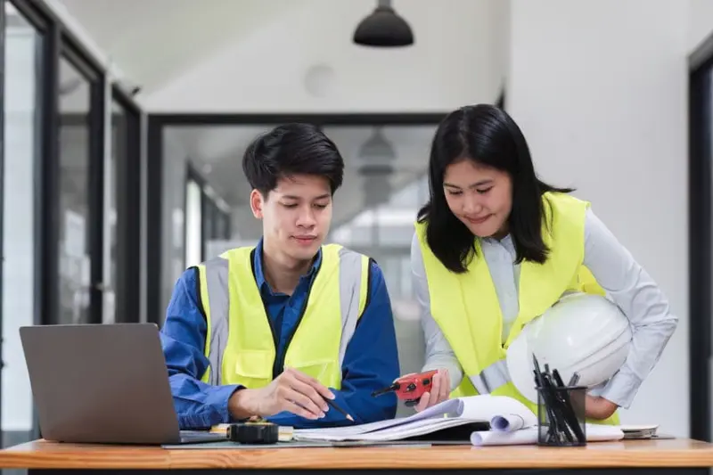 您知道企業該設置哪些安全衛生人員嗎？