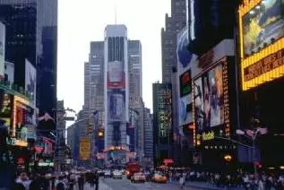 鎖緊品牌螺絲釘 全面品牌管理策略藍圖