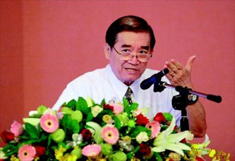 台灣區冷凍水產工業同業公會總幹事徐著英指出，面對微利競爭時代，台灣水產品應以高品質定位走出價格泥淖，另闢新藍海。