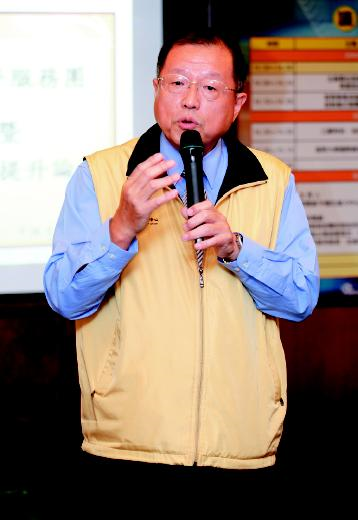 中國生產力中心張寶誠總經理表示，CPC教育業卓越經營服務團以客製化、量身訂作的概念協助大專校院強化經營體質，追求永續經營與成長。