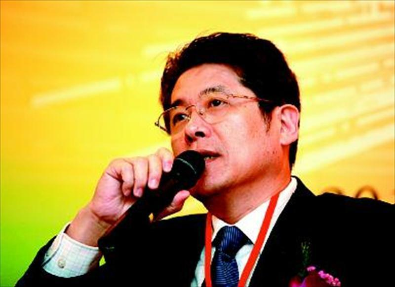 福建省汽車工業行業協會名譽會長張金鑄強調，兩岸可從生產環節合作，提高層次到共同研發、設計，瞄準全球商機，進軍國際。