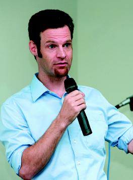 競爭優勢會等。行政院農委會行銷顧問Christian stampf強調，有心參展的業者必須維繫品質，才能與國外顧客建立信賴關係。