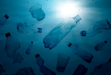 塑膠微粒的汙染超乎想像  海洋碳匯失靈不該是「塑」命