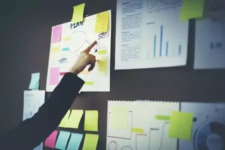 談「概念－企劃－簡報」以客戶為本的提案模式