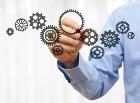 應用智慧機械推動生產力再造－協助中小企業邁向工業4.0