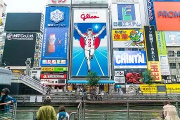 生產力再造成功個案－固力果「辦公室零食箱」