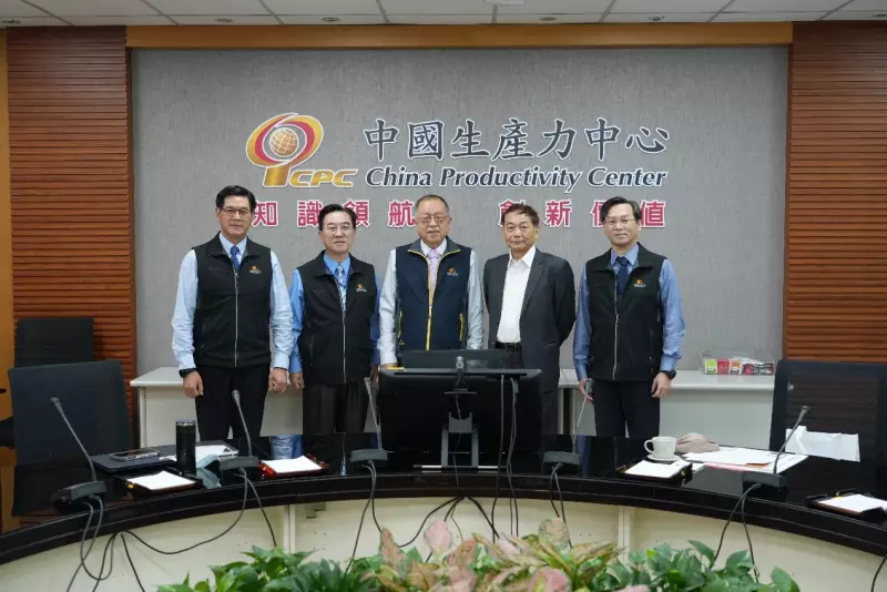 國立勤益科技大學化工與材料工程系榮退教授郭貹隆蒞臨CPC，共同交流協助企業推動低碳轉型