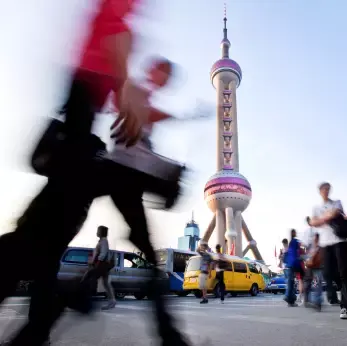 融入旅人情境 歡笑王國強力放送