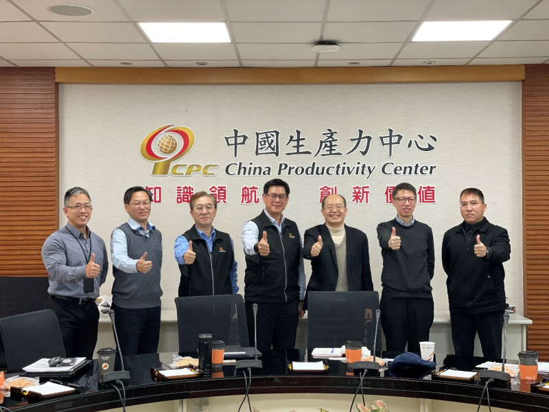 圖由左至右為CPC陳泓賓總監、許富華協理、林宏謀副總經理、陳詩龍副總經理、臺灣機械工業同業公會陳枝昌副秘書長、張嘉樺專員、CPC梁源湘協理。
