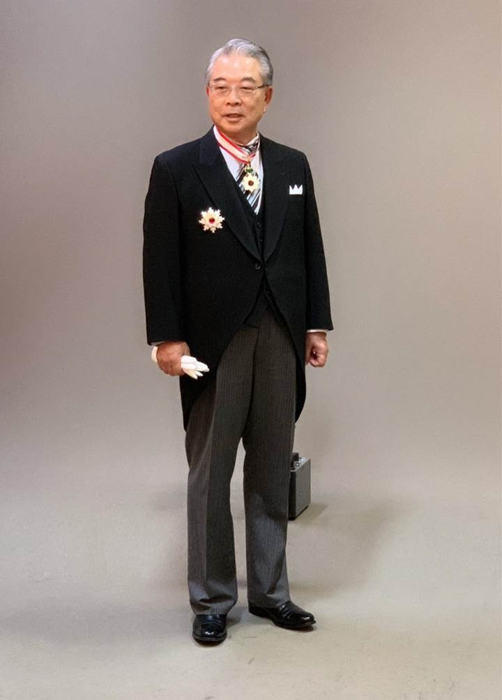許勝雄董事長榮獲日本天皇頒發《旭日重光章》勳章