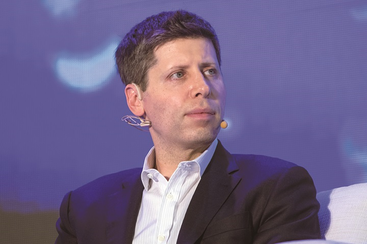 OpenAI 掌門人Sam Altman，在2024 年底參加Reddit 網友問答回覆。