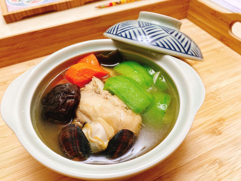蛤蜊香菇雞湯