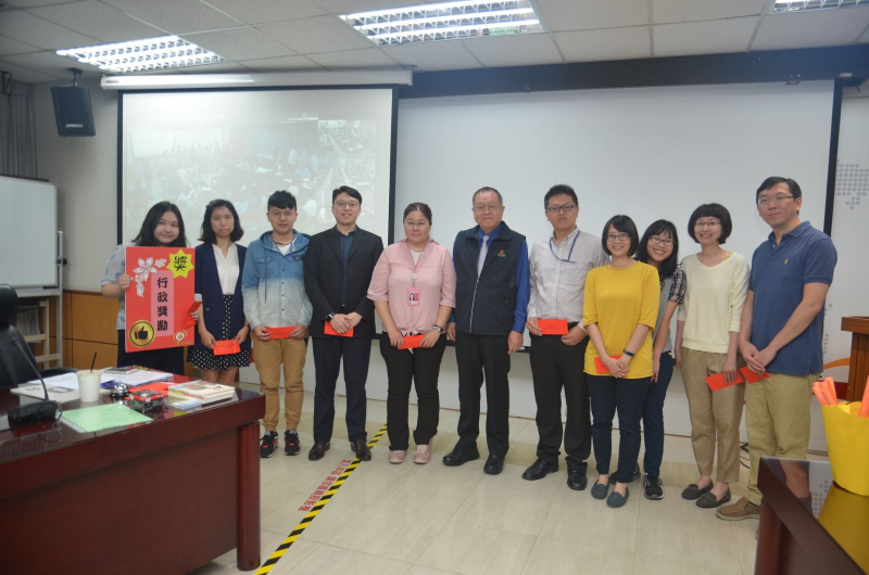 ［CPC剪影］工作表現優異夥伴們，由張寶誠總經理親自頒獎