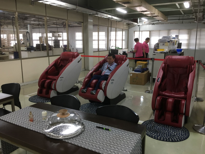 辦公室擺放按摩椅