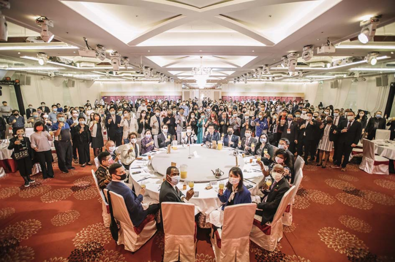 活動與會來賓、駐臺使節、臺菜業者等齊聚一堂。